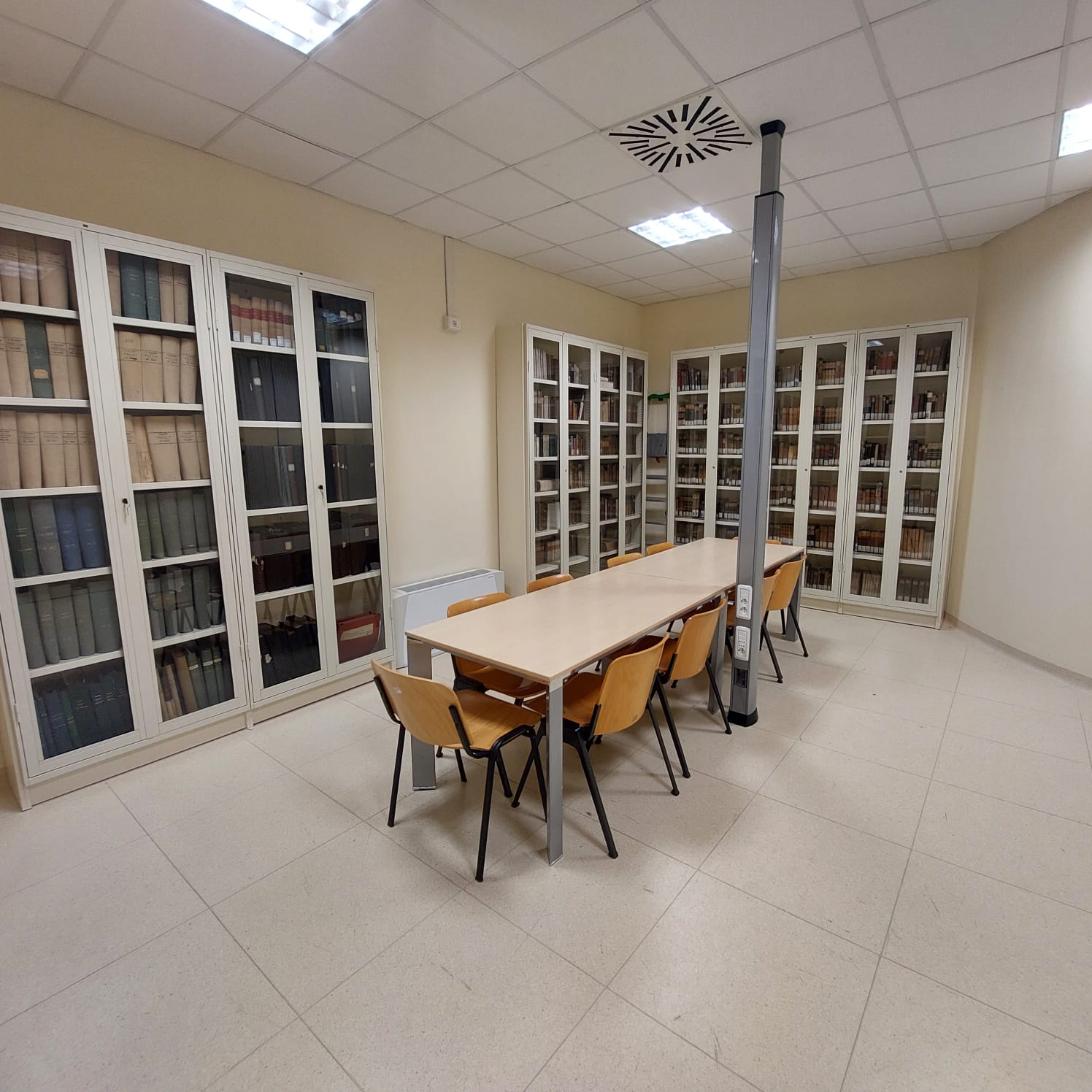 Nuova sala per lo studio di gruppo presso la Biblioteca Centrale di Medicina